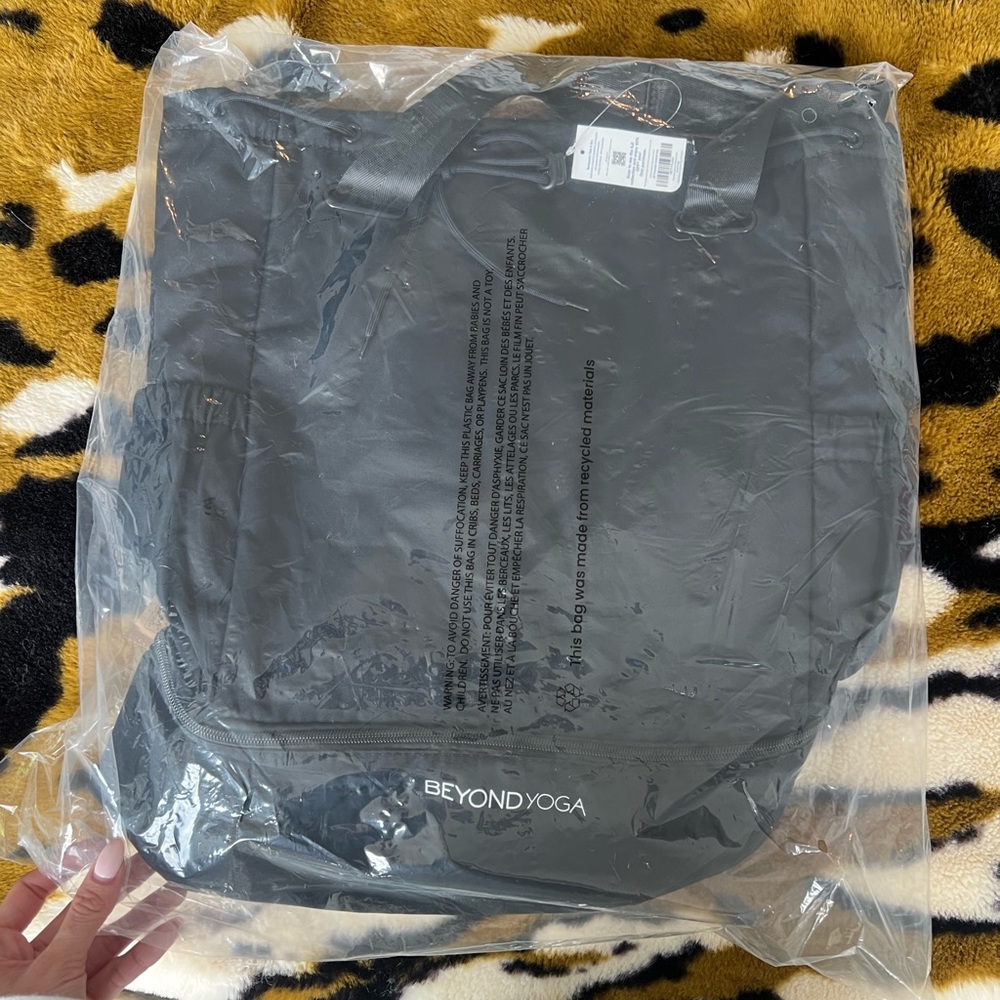 Convertible Gym Bag by BEYONDYOGA (black) NWT